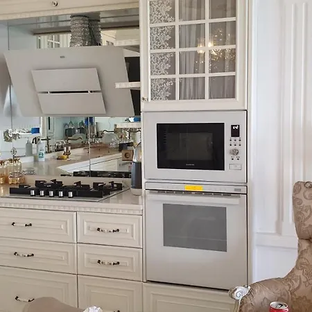 Konyaalti Plajina 10 Dakika Kral Dairesi أنطاليا